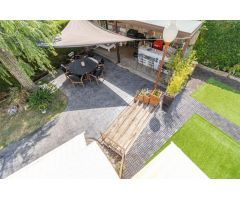 Deslumbrante chalet con piscina en Empuriabrava