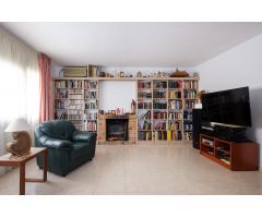 Se vende amplio piso de 4 dormitorios zona Pere Garau
