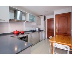 Se vende amplio piso de 4 dormitorios zona Pere Garau