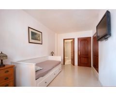 Se vende amplio piso de 4 dormitorios zona Pere Garau