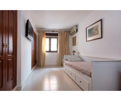 Se vende amplio piso de 4 dormitorios zona Pere Garau
