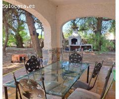CASA CON ENCANTO  EN ALBATERA