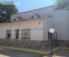 CASA CON ENCANTO  EN ALBATERA
