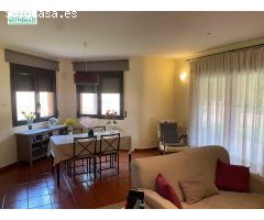 CASA EN PERFECTO ESTADO DE CINCO DORMITORIOS EN LAS COLINAS