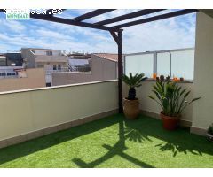 ATICO DUPLEX CON TERRAZA Y GARAJE EN PERFECTO ESTADO