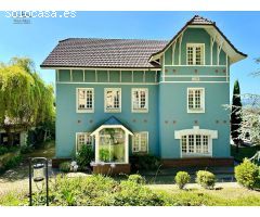 MAGNIFICA CASA INDIANA TOTALMENTE REFORMADA MANTENIENDO EL ESTILO ORIGINAL DE LA ÉPOCA.
