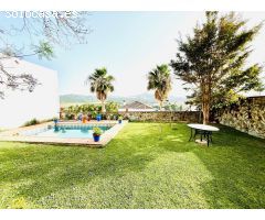¡MAGNIFICO CHALET EN SAN GARCÍA!