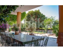 MAGNIFICO CHALET EN ELCHE