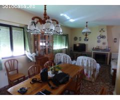 Villa en venta en Las Lagunas, Mijas + 6 naves colindantes