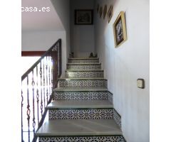 Villa en venta en Las Lagunas, Mijas + 6 naves colindantes