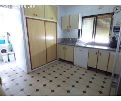 Villa en venta en Las Lagunas, Mijas + 6 naves colindantes