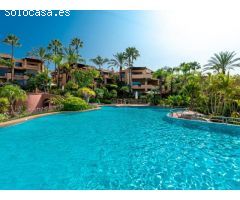 Apartamento en la Milla de Oro, Marbella