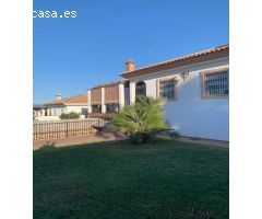 Magnifica villa independiente en una sola planta en venta
