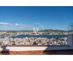 Ático dúplex en venta en Dalt Vila, Ibiza