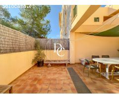 Bajo en venta con terraza en Es Pujols, Formentera