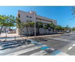 Local en venta en Santa Pola, junto estación de autobuses.