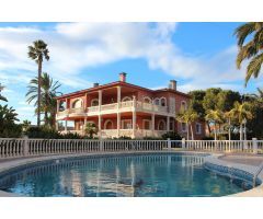 INCREIBLE CHALET EN VENTA EN ELCHE