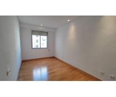 Alquiler en centro de Elche 164m2