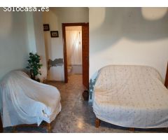 Se vende casa en La Cinta, barriada de Arboleas!!!