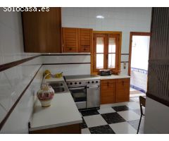 SE VENDE EXCELENTE Y GRAN PISO EN EL CENTRO DE VERA