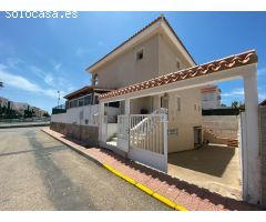 Se vende fantástico chalet en Vera playa!!!