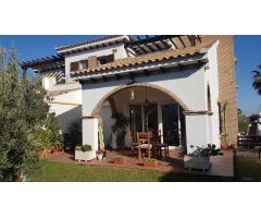 Se vende en Vera playa fantástico chalet adosado!!!