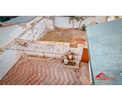 CASA EN BUEN ESTADO CON BUHARDILLA Y JARDIN EN PEÑARROYA-PUEBLONUEVO