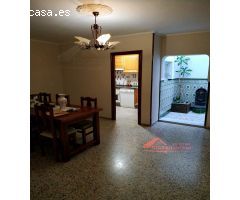 Casa Espaciosa y Acogedora en Almodóvar: ¡Su Nuevo Hogar lo Espera!