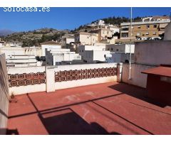 Vivienda en el costero pueblo de la Herradura