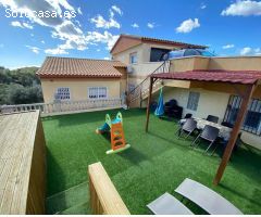 CHALET PAREADO CON VISTAS PANORÁMICAS EN CALAFELL - URBANIZACIÓN VALLDEMAR