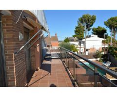 PRECIOSA CASA SEMINUEVA EN SEGUR DE CALAFELL CENTRO
