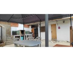 SOLAR URBANO CON CASA