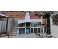 SOLAR URBANO CON CASA