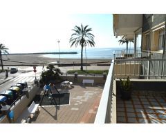 1ª LINEA DE MAR CON BONITAS VISTAS