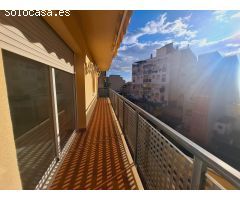 COMPLETO PISO DE 3 HABITACIONES EN EL CORAZÓN DE EL VENDRELL