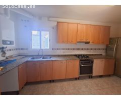 COMPLETO PISO DE 3 HABITACIONES EN EL CORAZÓN DE EL VENDRELL