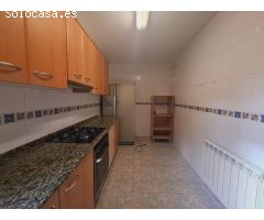 COMPLETO PISO DE 3 HABITACIONES EN EL CORAZÓN DE EL VENDRELL
