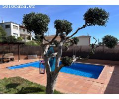 Espectacular casa en una planta y con piscina