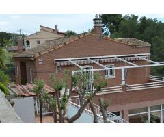 CASA CON VISTAS AL MAR Y MONTAÑA