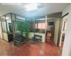 Oficina en Venta en Valencia de las Torres, Valencia