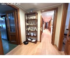 Se Vende  Excelente Piso en Calle Conde Salvatierra
