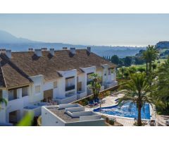 Fantástica Casa Adosada en venta con vistas y jardín en La Cala Resort, Mijas Costa