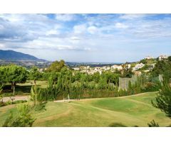 Fantástica Casa Adosada en venta con vistas y jardín en La Cala Resort, Mijas Costa