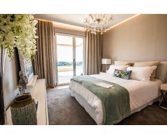 Exclusivo ático de 3 dormitorios en Benahavis con vistas al mar y la montaña