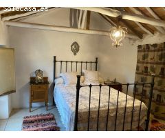 CORTIJO RURAL SITUADA EN ZONA TRANQUILA DE LOJA CON 1.400M² DE SUPERFICIE DE TERRENO Y VIVIENDA !!!
