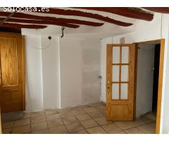 CASA SITUADA EN ZONA AISLADA DE CHAUCHINA ZONA TRANQUILA E IDEAL PARA VIVIR !!!