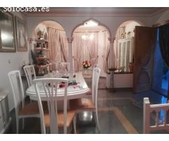 MAGNÍFICO CHALET EN LOJA CON 300M² DE VIVIENDA Y 5.000M² DE TERRENO !!!!