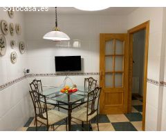 PRECIOSA CASA UNIFAMILIAR EN TOCÓN CON AMPLIAS SUPERFICIES Y GARAJE INCLUIDO !!!