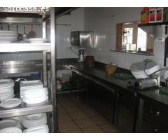GRAN COMPLEJO COMPUESTO POR NAVES,RESTAURANTE,CHALET,CASA DE MADERA,DESGUACE Y SOLAR PARA VEHÍCULOS.