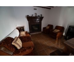 ESPECTACULAR CORTIJO RURAL CON AMPLIAS SUPERFICIES, PISCINA, PISTA DE PADEL Y SALA DE GIMNASIO !!!!